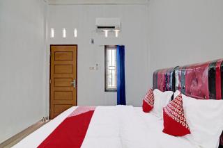 OYO 92135 A3 Homestay Syariah Executive - Pekanbaru - 7