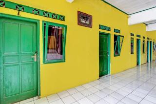 Hotel O Indah Arum - 1