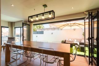 Heated Pool & Sauna Bliss - Luxury 4BR Villa - 2