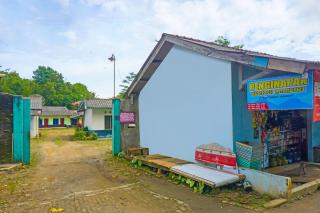 SPOT ON 92212 Penginapan Berkah Mandiri Syariah - 9