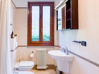 Dimora Larianda - Private Parking and Garden - 2