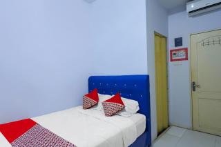 OYO 92195 Pelangi House 789 Syariah - Nagoya - 4