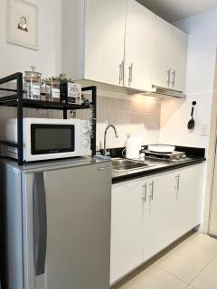 Jazz Residence T2 Rm 405 Homey Muji Inspired Staycation Big Screen Cinema - Manila - 3