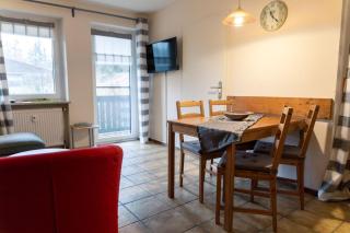 Ferienwohnung Mit Balkon Und Geschirrspülmaschine - Weißenstadt - 5