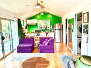 Sky High Treehouse East Austin - 9