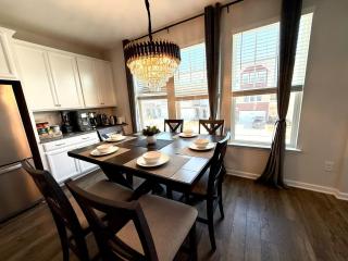 The Villas Xanadu Brand New near RDU Airport with Heated Indoor Pool Gym - Durham - 4