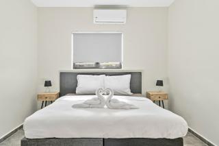 Sunny Villa Blenchi w Private Outdoor Pool! - Willemstad - 9