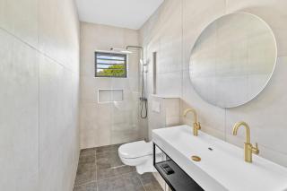 Sunny Villa Blenchi w Private Outdoor Pool! - Willemstad - 7