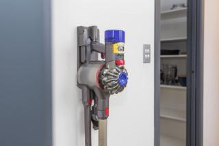 Modern on McMillan Central, WiFi, Smart TV - Methven - 1