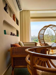 Ancient Bohemian Khan Memphis Oasis Pyramids view - 3