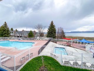 Updated Lake View Condo 941 2, Amazing Views - Garden City - 9
