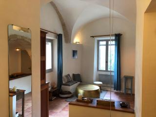 studio au coeur de Lacoste - 4