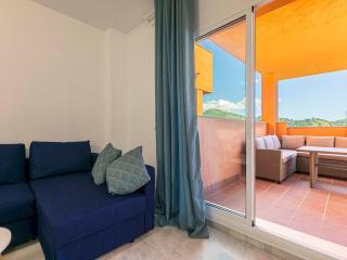 Relaxing Marbella Apartment with Pool - Pass the Keys - 6