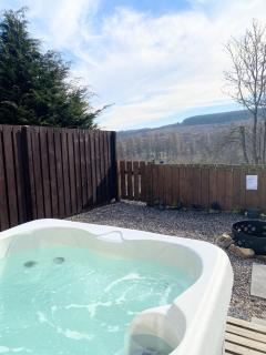 Kaoglen-Stags-Hot tub-Cairngorms-Pet Friendly - 4
