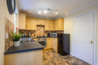 Merriotts Court - Parking - WIFI - Newport - 2