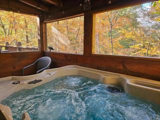 Hawkeye Lodge - Pigeon Forge - 9