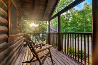Hawkeye Lodge - Pigeon Forge - 4