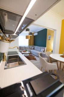 Contemporary Vintage, 3BDR Grace Suite - Sofia - 7