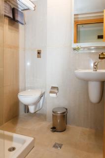 Hypnos Skg Room 104 - 5