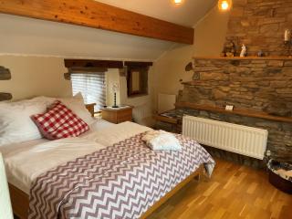 Armidale Cottages B&B - Workington - 4