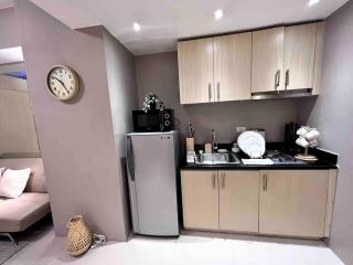 Makati Room 381 1 br deluxe SMJazz T2 residence New - Manila - 1