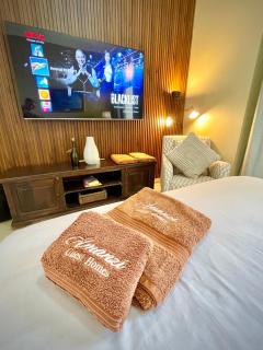 Amanzi Royal Breeze STYLISH BEACHFRONT - 8