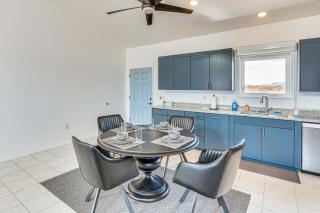 Stargazers Delight Mtn-View Pearce Home with Deck! - Pearce - 3