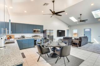Stargazers Delight Mtn-View Pearce Home with Deck! - Pearce - 8