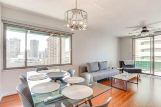 Walk to Restaurants and Beaches Waikiki Condo - Honolulu - 5