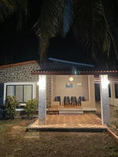 Annapurna Beach House - Adi - 2
