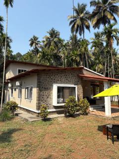 Annapurna Beach House - Adi - 6