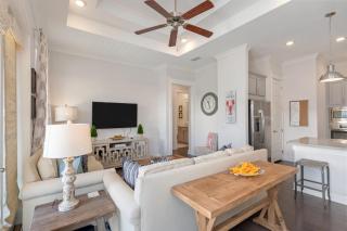 Sea - Esta Prominence 30A! BESIDE POOL! 6 seater LSV! 4 Bikes Sleeps 6! - Watersound Beach - 8