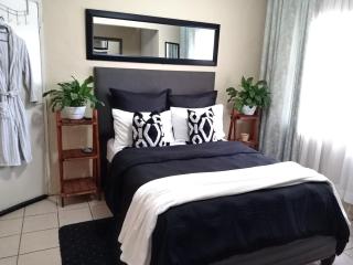 Olivia Pines Guesthouse - Krugersdorp - 4