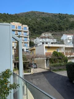 Pretty apartment near the sea! - Budva - 2