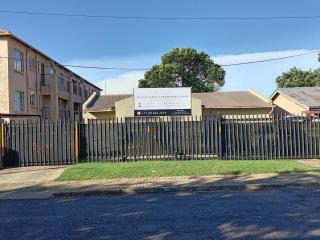Olivia Pines Guesthouse - Krugersdorp - 9