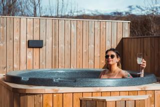 Aurora Igloo with HotTub by Eyja Mork - Stora Mork - 4