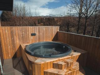 Aurora Igloo with HotTub by Eyja Mork - Stora Mork - 5
