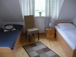 Modernisierte Ferienwohnung Mit Balkon - 2