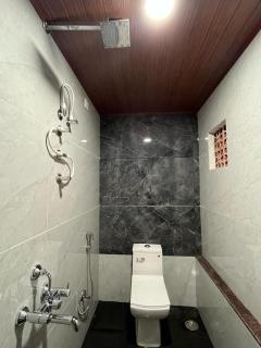 Da Java 18 hostel and Homestay Chikmagalur - Chikmagalūr - 5