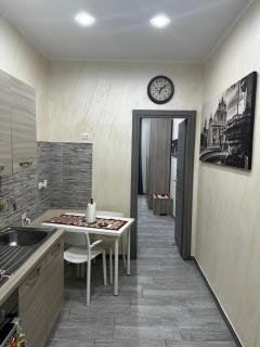 Mary House Apartments - Catania - 7