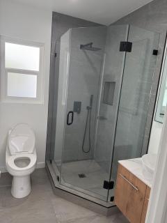 House with pool in prime location - 10 mins to Universal Studio - 6