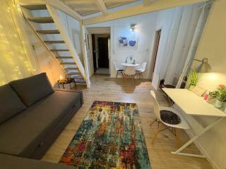 Oktogon Apartman Cozy Terrace - Budapest - 0