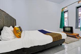 OYO 92269 Arjuna Homestay - Lembang - 7