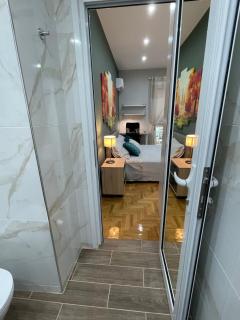 AthensHomes 4th Fl Privacy n Comfort 3Br-3Ba - Athen - 7