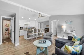 Laguna Beach Leisure (3/2) - 3