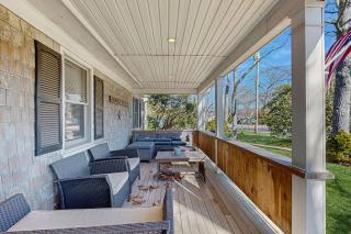 Everybody Loves Raymond - Falmouth - 8