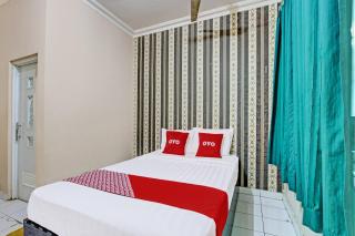 OYO 92287 Hotel Aji Mantoro - Wonogiri - 5