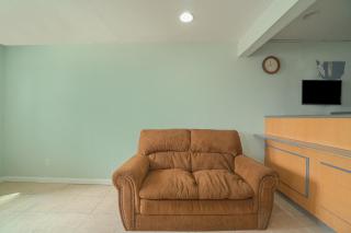 OYO Hotel Midland - Midland - 5