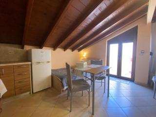 Cozy Apartment in the Heart of Samos - Samos (Samo) - 8