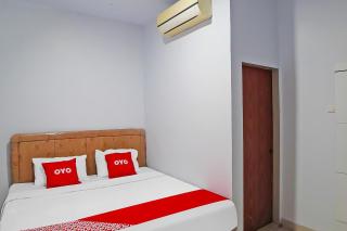 OYO 92342 Hotel Batik Traveller - Medan - 4